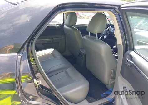 2005 Chrysler 300 Touring from USA, damaged, VIN 2C3JA53G05H525848